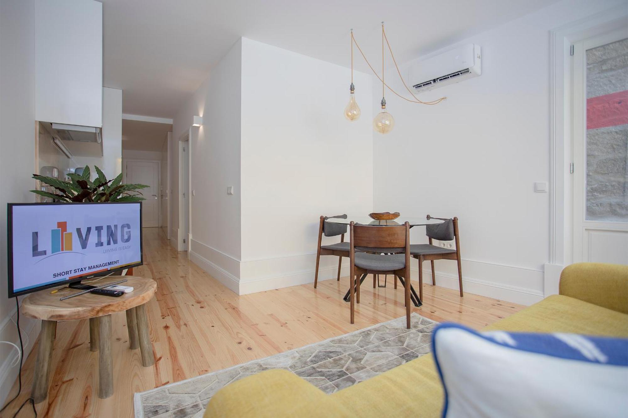Liiiving In Porto - Clerigos Terrace Apartment Exterior photo